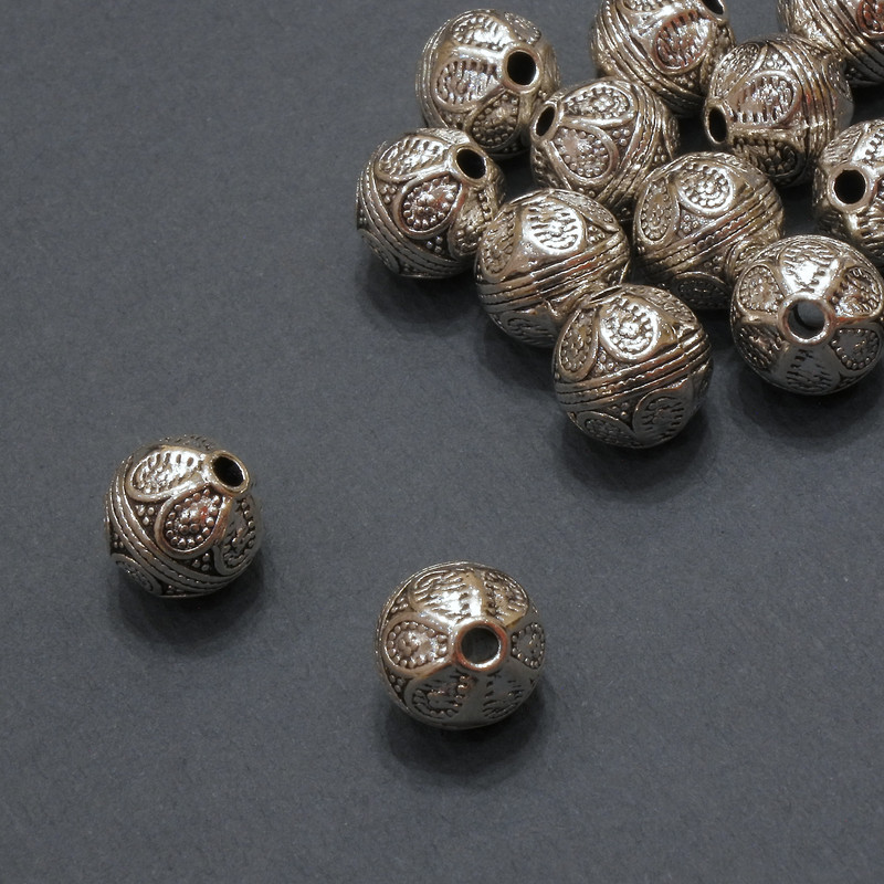 Findings Rondelle Spacer Bead, inner diameter 1.5mm (+ -), diameter 8mm (+ -), pack 20g 14pcs (+ -)