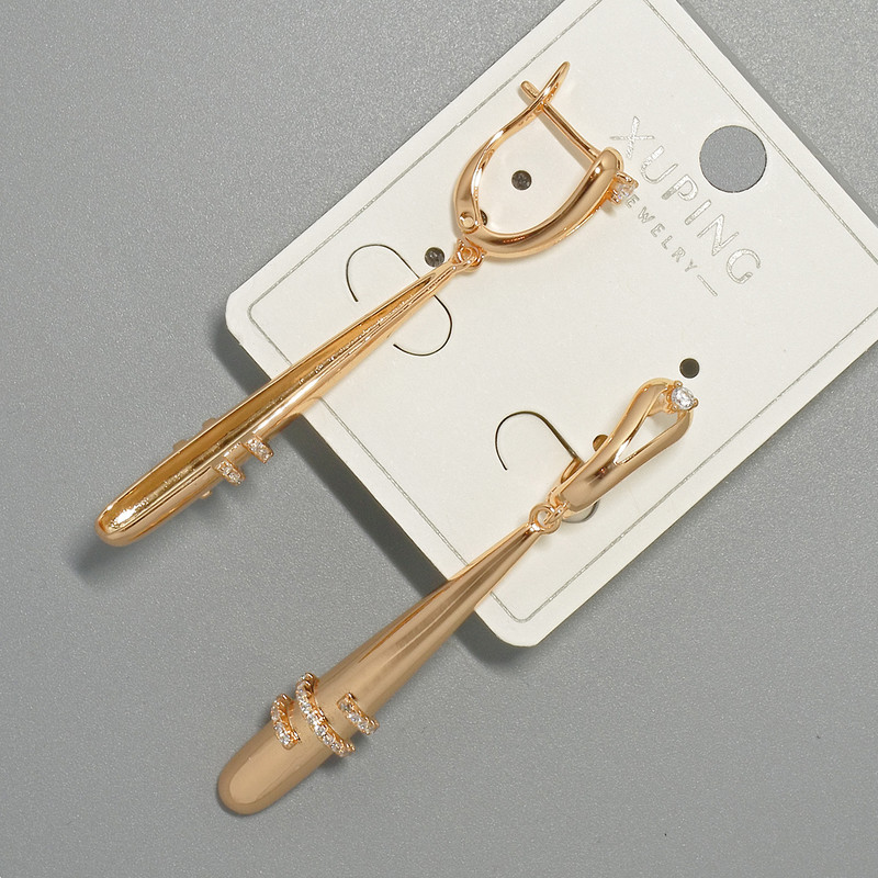 Xuping Earrings with White Rhinestones, Diameter 8x40mm+/-, Length 55mm 18K Gold Plated