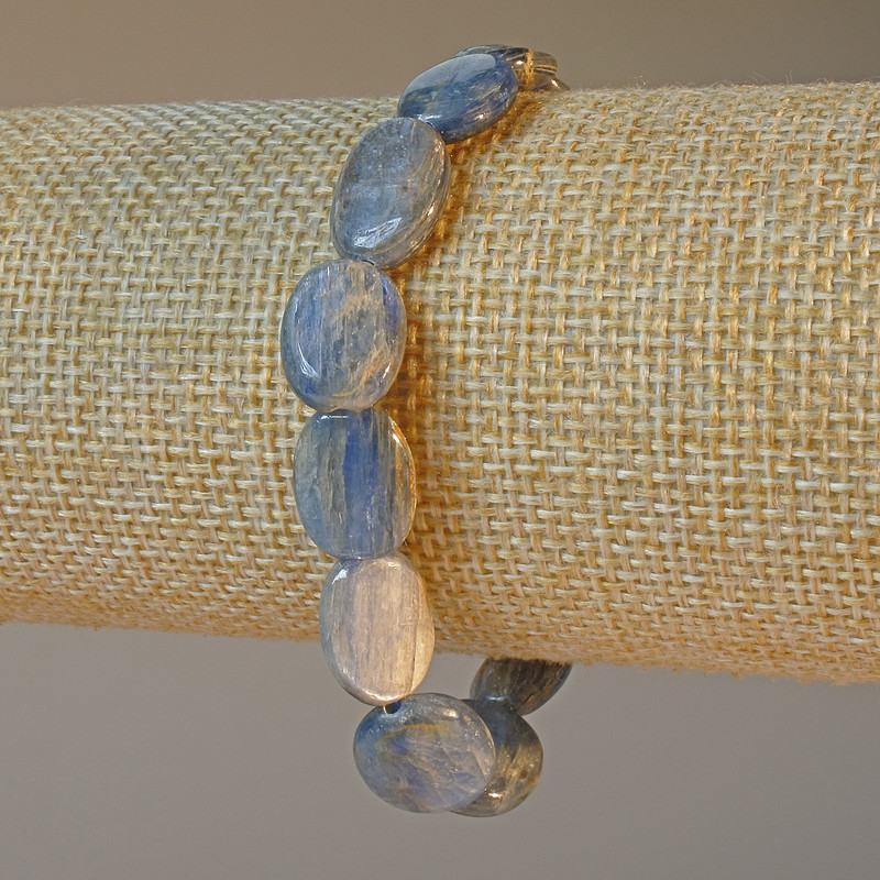 Kyanite Natural Stone Bracelet, oval, diameter 10x14mm+/-, length 18cm+/- (stretch)