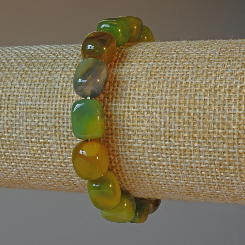 Agate Bracelet, natural stone bar, diameter 9x12mm+/-, length 18cm+/- (stretch)