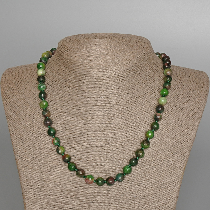 Necklace Zoisite (synthetic), faceted round bead, diameter 8mm+-, length 48cm+