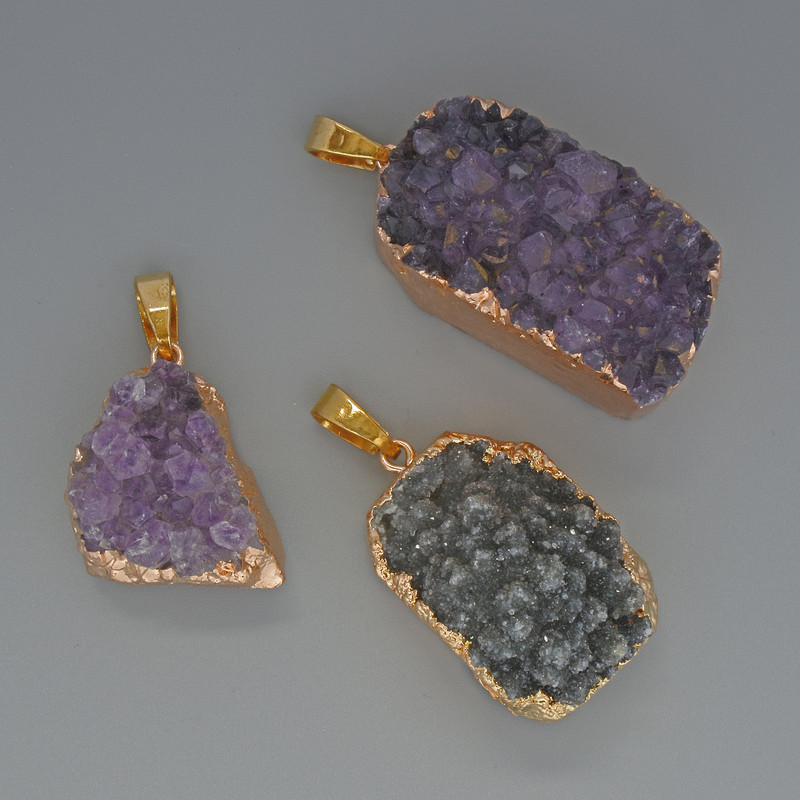 Amethyst Druzy Geode Pendant in a Gold-Tone Setting, assorted diameter 19x27mm+/-, length 35mm+