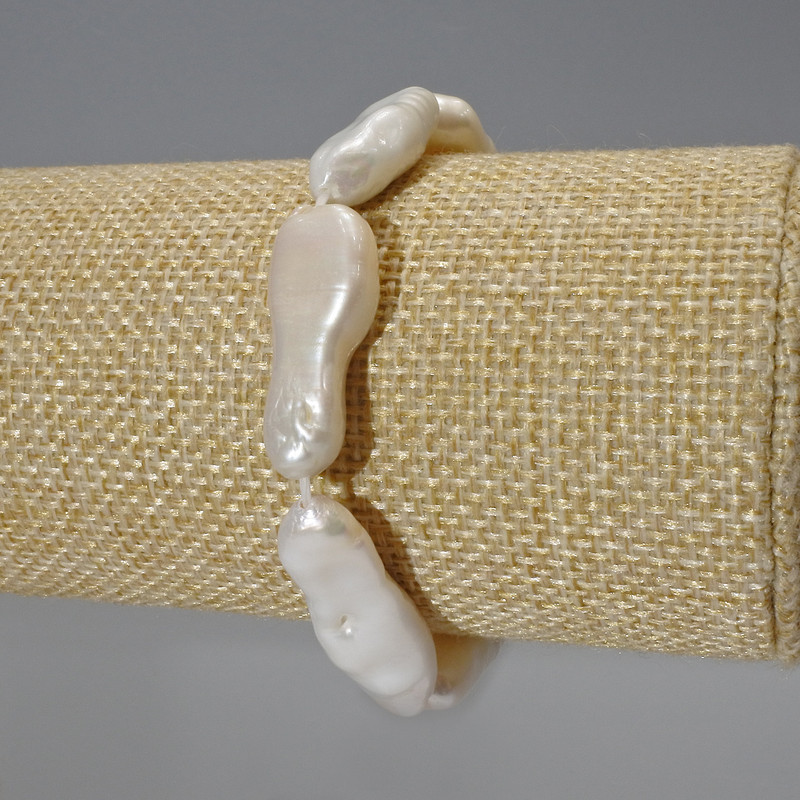 Baroque Pearl Bracelet with "Petrol" Tint, Diameter 10x26mm+/-, Length 18cm+/- (stretch)