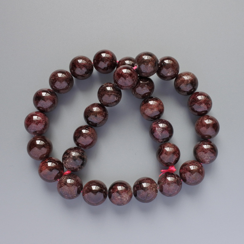 Garnet Beads, natural stone smooth round bead d 13-13.5mm+/-, length 39cm+/- on a string