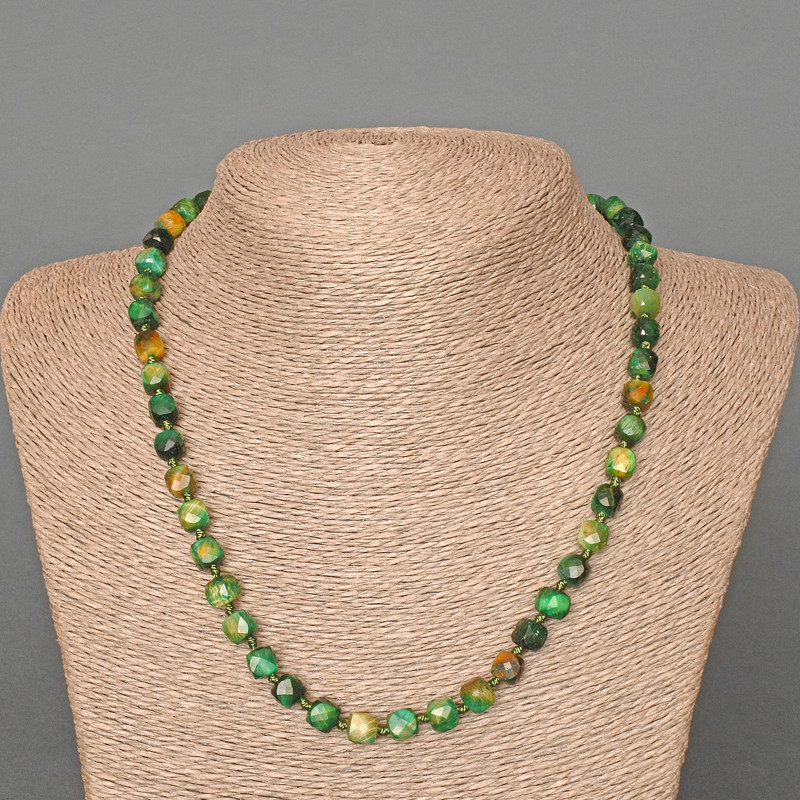 Necklace Green Cat's Eye Natural Stone Faceted Cube, diameter 7mm+-, length 51cm+