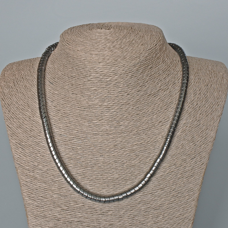 Hematite Zigzag Necklace, diameter 6x4mm+-, length 48cm+