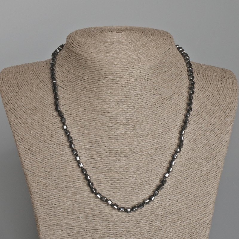 Hematite Necklace Cube, Diameter 4mm+/-, Length 46cm+