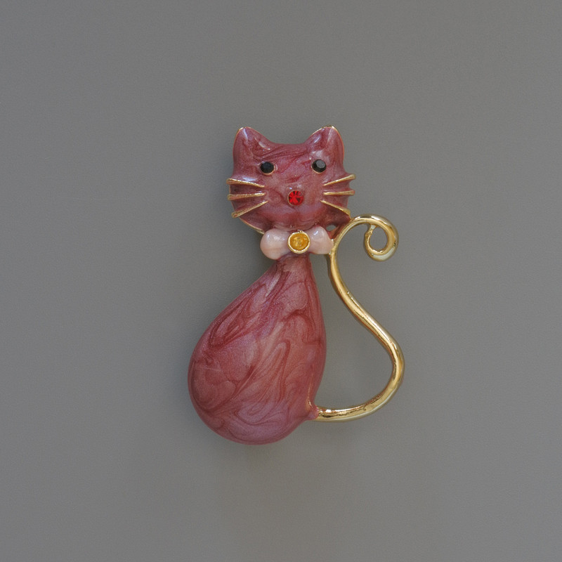 Kitten Brooch Pendant, Raspberry Pearlescent Enamel with Glitter, Rhinestones, Gold-Tone Metal 25x39mm