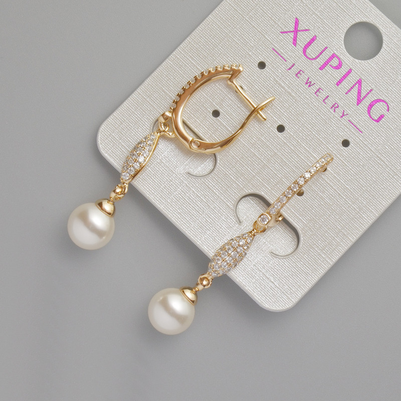 Xuping Earrings with White Rhinestones and Majorca Pearl Bead, Diameter 8mm+-, Length 43mm+- 18K Gold Plated