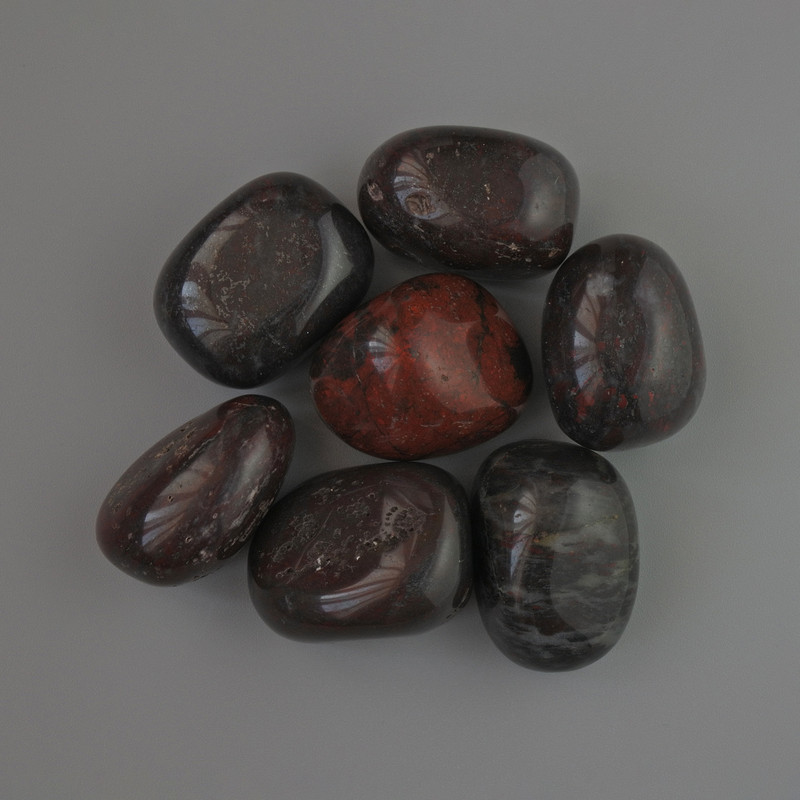 Souvenir Natural Stone Red Jasper Tumbled, diameter 21x18mm (+/-) 100g pack