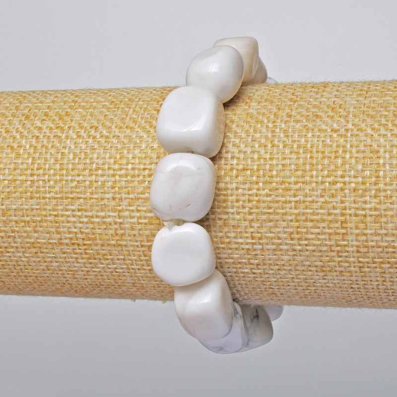 Bracelet Cacholong Natural Stone Tumbled, diameter 12x14mm +/-, length 18cm +/- (stretch)