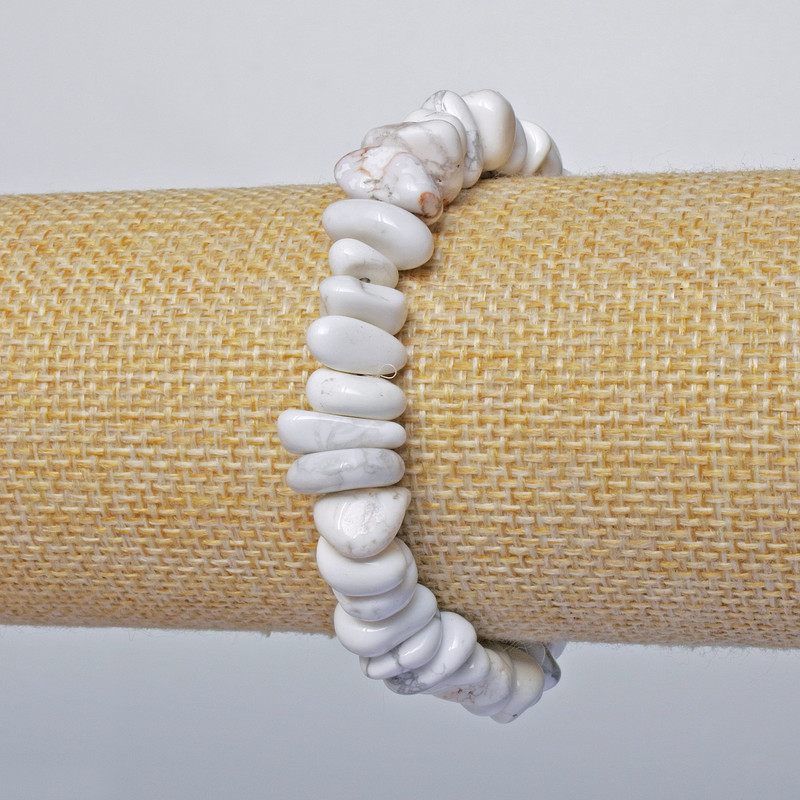 Bracelet Cacholong Natural Stone Tumbled, diameter 12x5mm +/-, length 18cm +/- (stretch)
