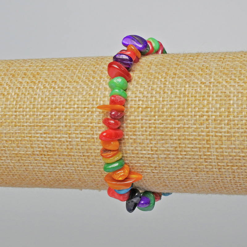 Mother-of-Pearl Assorted Chip Bracelet, diameter 7x4mm +/-, length 18cm +/- (stretch)