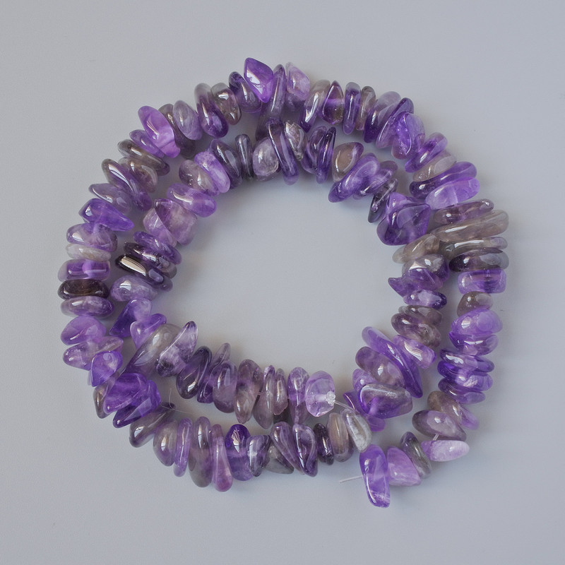 Amethyst Beads, natural stone, chips, diameter 13x4mm+-, length 39cm+- on fishing line