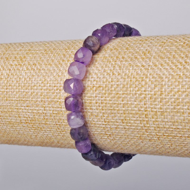 Amethyst Bracelet, natural stone faceted cube, diameter 7mm+/-, length 18cm+/- (stretch)