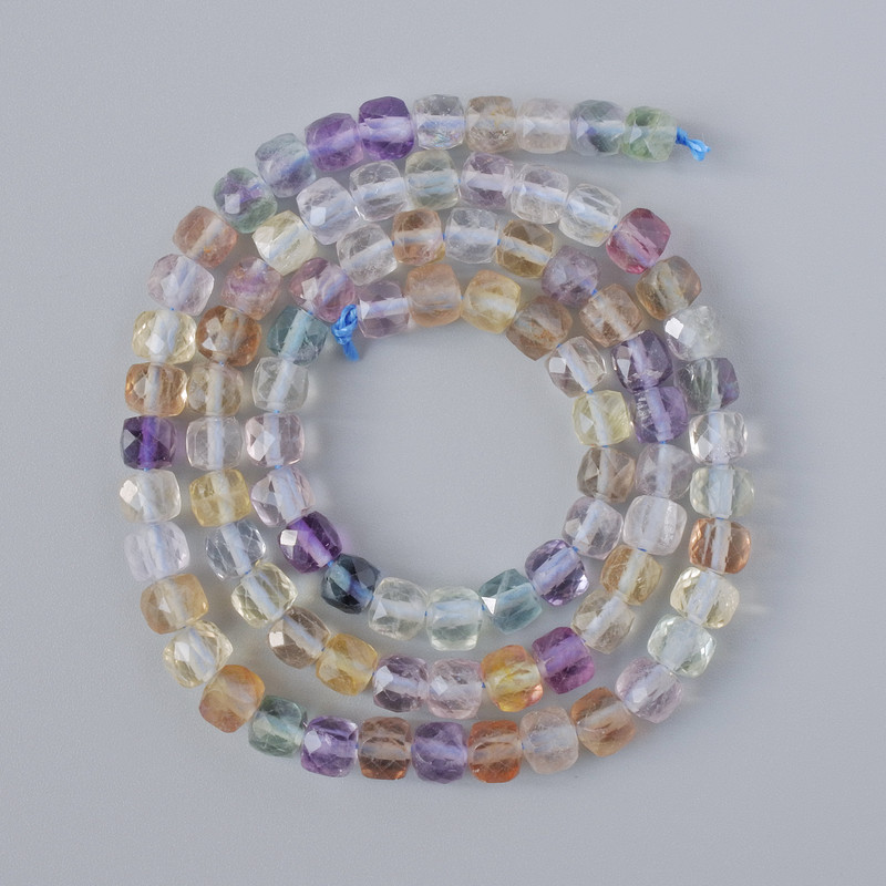 Fluorite Beads natural gemstone, faceted cube shape, 4–5 mm diameter, 39 cm+/- length on thread