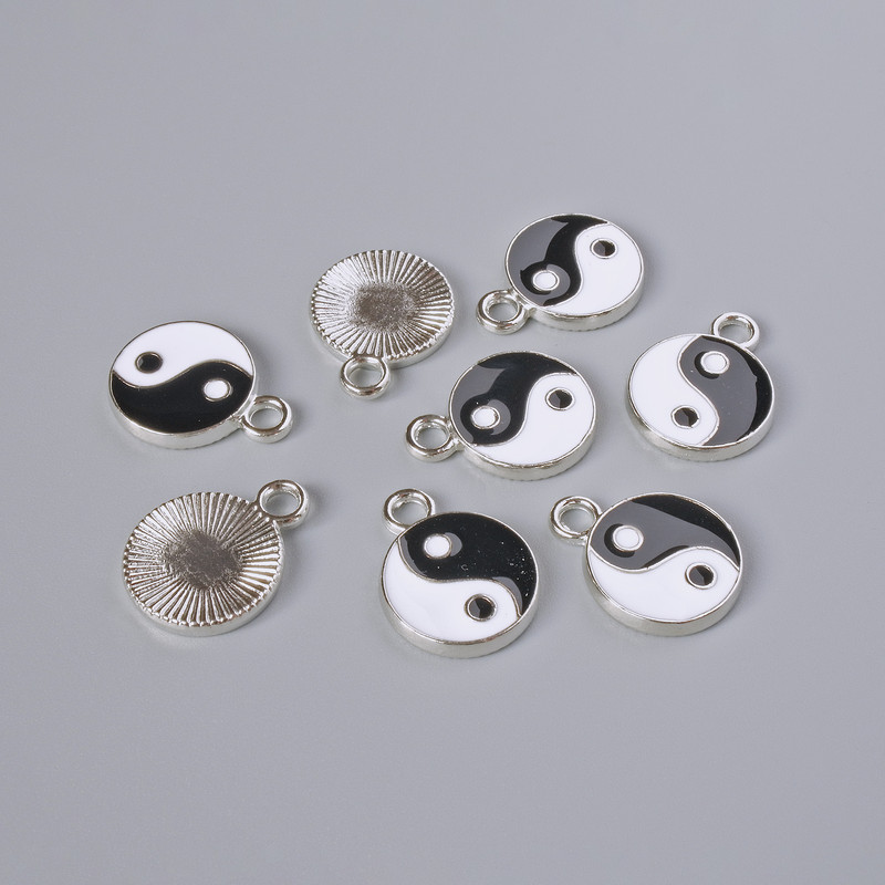 Pendant Finding "Yin Yang", diameter 15.5×12mm, bore diameter 2.4mm, pack 8+ in silver colour of metal
