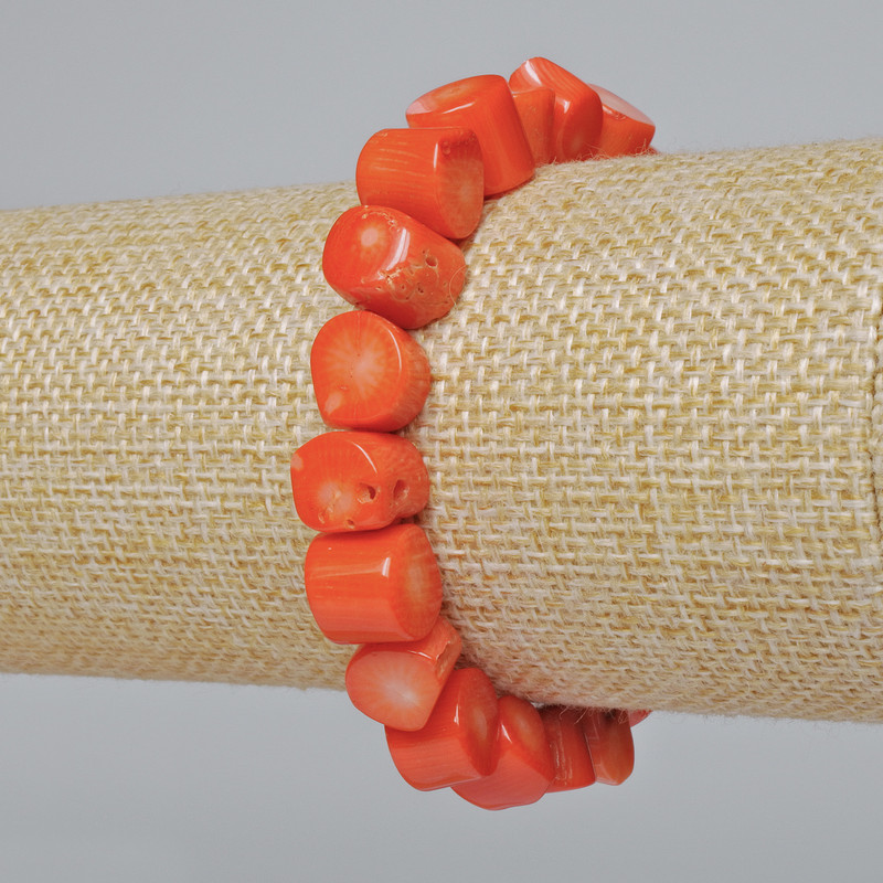Coral Bracelet Orange Natural Faceted Bead (assorted, medium size), diameter 10mm, length 18cm+- (stretch)