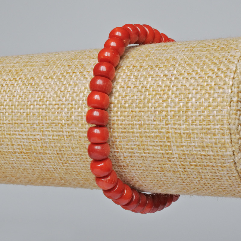 Coral Bracelet natural smooth rondelle, diameter 7x5mm +-, length 18cm+- (stretch)