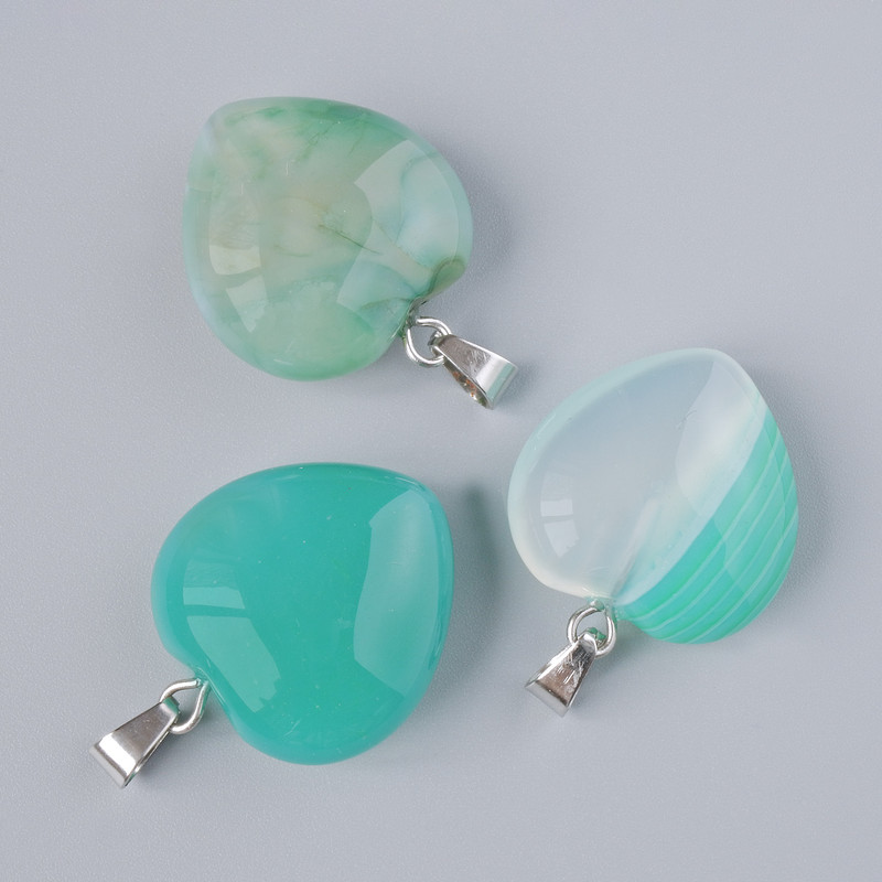 Pendant "Heart" Green Agate natural stone, diameter 20x20x9mm+-, length 28mm+