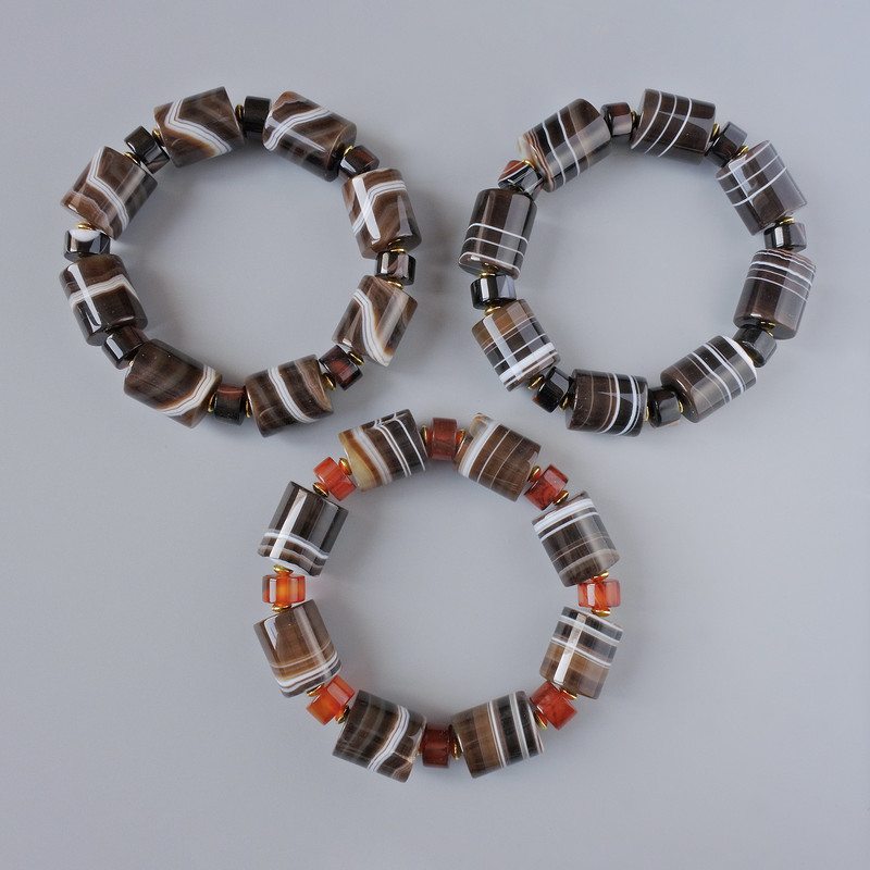 Brown Agate Bracelet, natural stone cylinder, diameter 15x18mm, 10x6mm+/-, length 18cm+/- (stretch) with spacers
