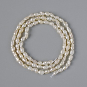 Freshwater Pearls Beads, diameter 3×4mm, length 36cm on a thread