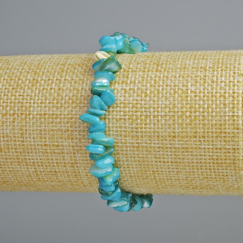 Blue Dyed Mother-of-Pearl Bracelet chips, diameter 7x2mm+-, length 18cm+- (stretch)