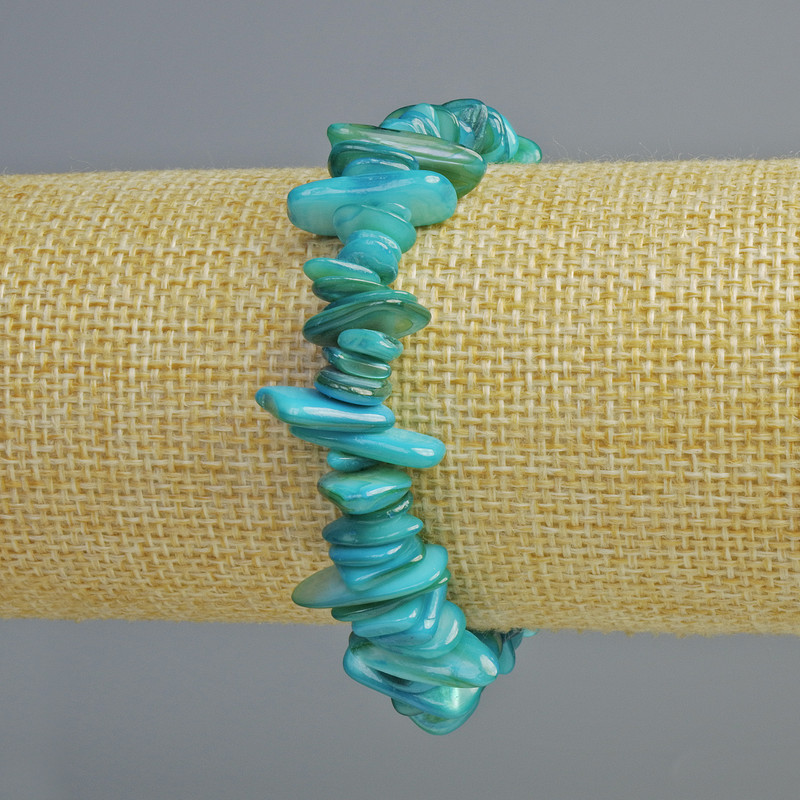 Bracelet, Tinted Mother-of-Pearl Light Blue Chips, diameter 10x2mm+/-, length 18cm+/- (stretch)