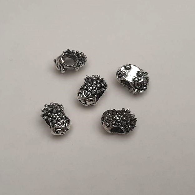 Hedgehog Bead Finding, diameter 12.5x9.5mm+/-, hole 4.5mm+/-, packaging - 20g, 9pcs+