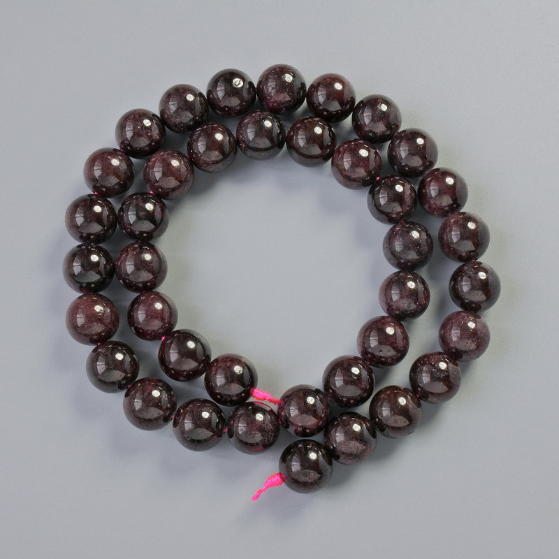 Beads Garnet Natural Stone Smooth Round, Diameter 10mm+-, Length 38cm+- on Thread