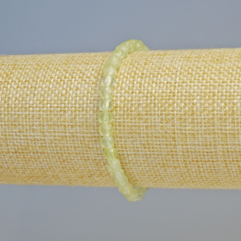 Prehnite Bracelet, Natural Stone Faceted Cube, Diameter 4–5mm+/- (Stretch), Length 18cm+