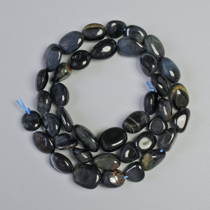 Hawk's Eye Beads natural stone tumbled, diameter 9x11mm+-, length 39cm+- on a strand