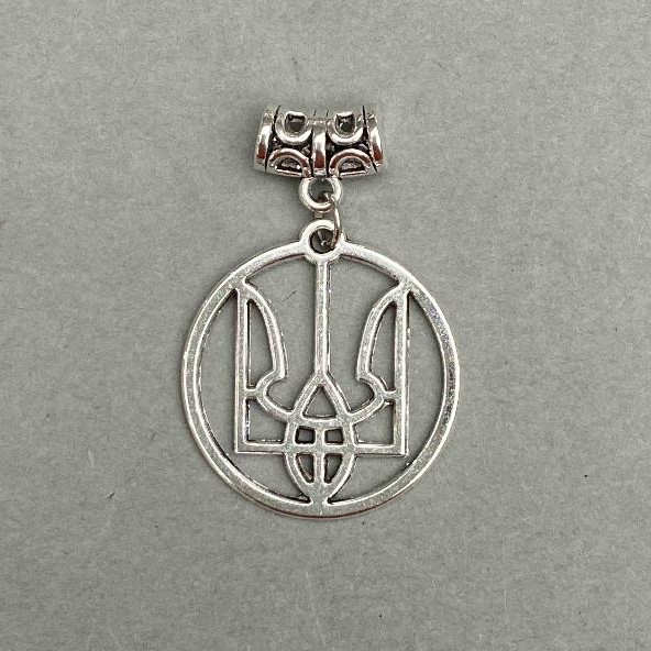 Pendant "Coat of Arms", diameter 25mm+/-, length 40mm+/- silver-tone metal