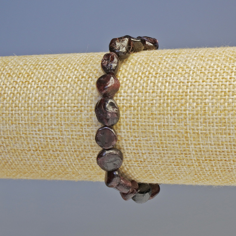 Garnet Bracelet, natural stone tumbled, diameter 9x10mm+- (stretch), length 18cm+