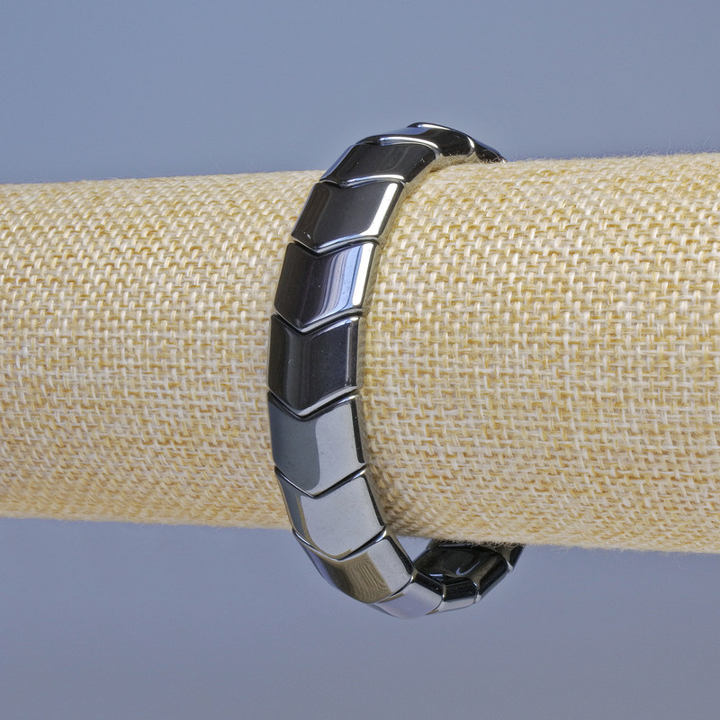 Hematite Bracelet, Black Zigzag, Diameter 14x13mm+-, Length 18cm+- Stretch