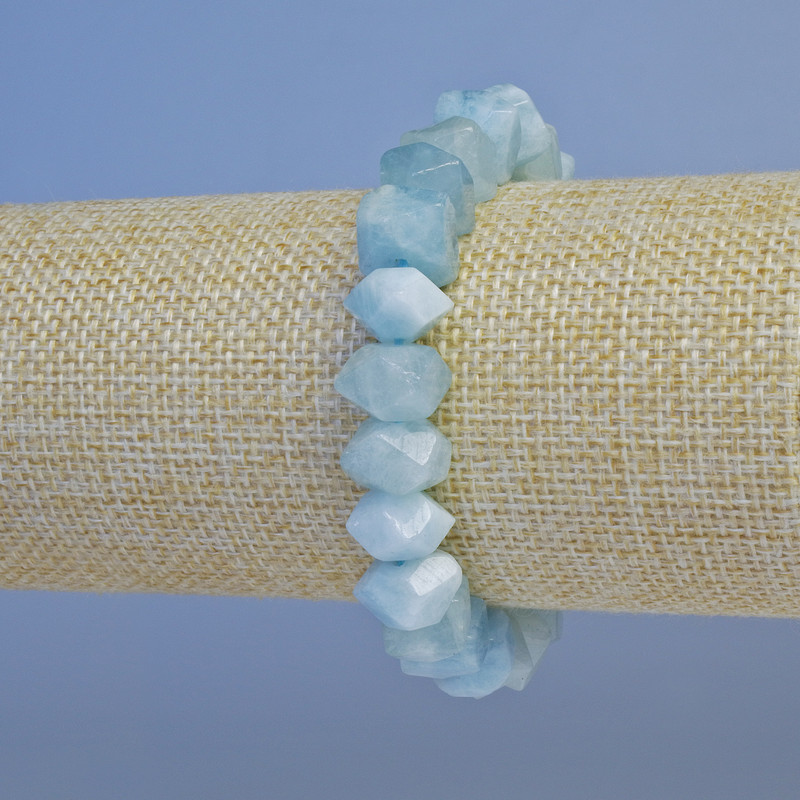 Aquamarine Bracelet, faceted rondelle, diameter 10x6mm+/-, length 18cm+/- stretch, handmade