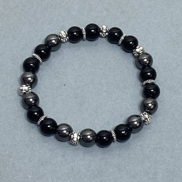 Agate Bracelet, smooth round beads, diameter 8mm+/- Hematite, diameter 8mm+/-, length 18cm+/- stretch with inserts