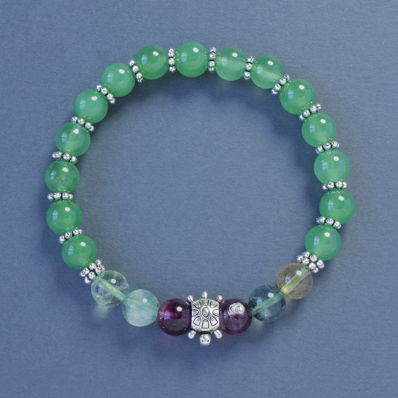 Fluorite Bracelet, smooth round beads, diameter 8mm+/-, length 18cm+/- stretch with Shell insert