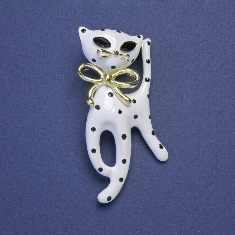 Cat Brooch White & Black Enamel Black Rhinestones Gold-Coloured Metal 55x25mm+