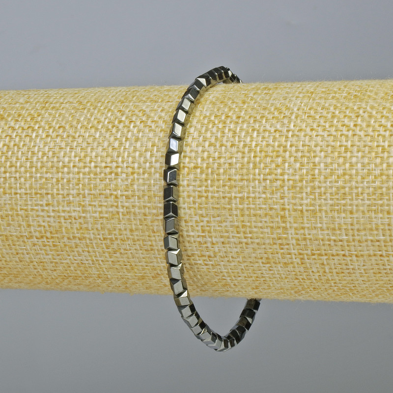 Hematite Bracelet, Hexagon Zigzag, Black Colour, Diameter 3.5x3.5mm+-, Length 18cm+- (Stretch)