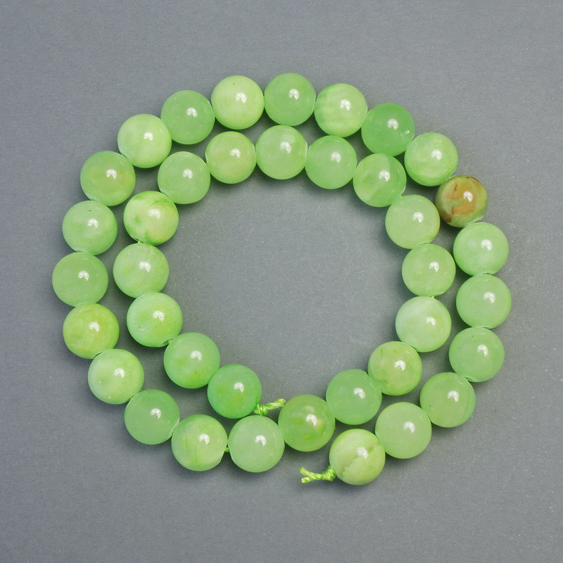Onyx Natural Stone Smooth Round Beads, diameter 10mm+-, length 39cm+- on a thread