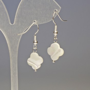 Mother-of-Pearl Clover Earrings, Diameter 13x13mm+/-, Length 3.3cm