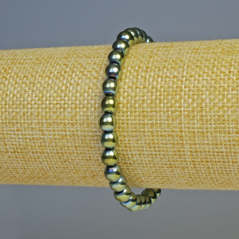 Bracelet Hematite ball chameleon green colour, diameter 6mm+-, length 18cm+- stretch