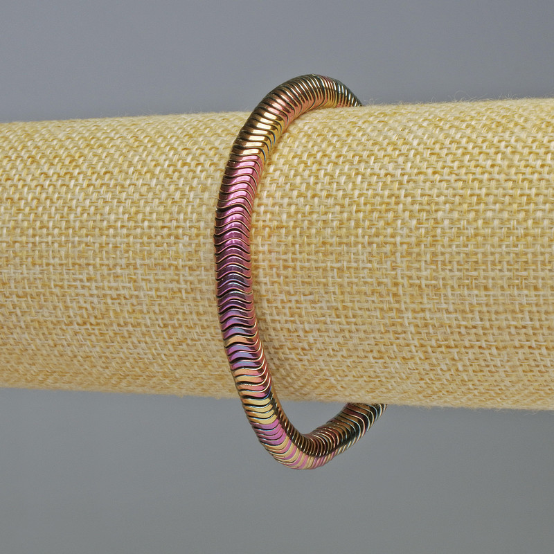 Hematite Bracelet Chameleon Colour Zigzag, diameter 6x2mm+/-, length 18cm+/- stretch