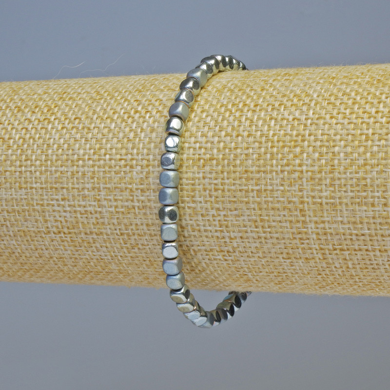 Hematite Bracelet, Cubes, Blue-Silver Matte & Glossy, Diameter 4x4mm+-, Length 18cm+- Stretch
