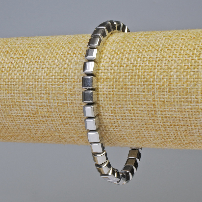 Hematite Bracelet, Rounded Cube, Silver Colour, Diameter 6x6mm+-, Length 18cm+- Stretch