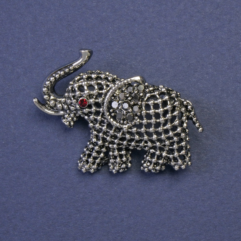 Elephant Brooch with Rhinestones, Silver-Tone Metal, 35x26mm+