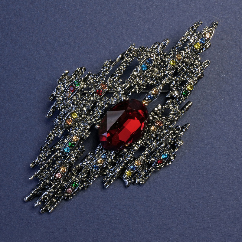 Accent Brooch-Pendant with Red Crystal and Rhinestones, 82x44mm+