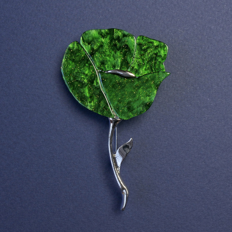 Brooch Green Pearlescent Poppy with Glitter, Silver-Tone Metal, 76x46mm+