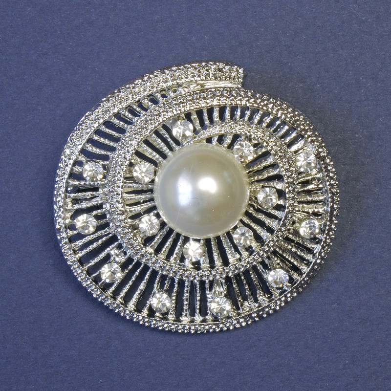 Accent Brooch with White Pearl (Faux) and White Rhinestones 42x42mm+- Silver-Tone Metal